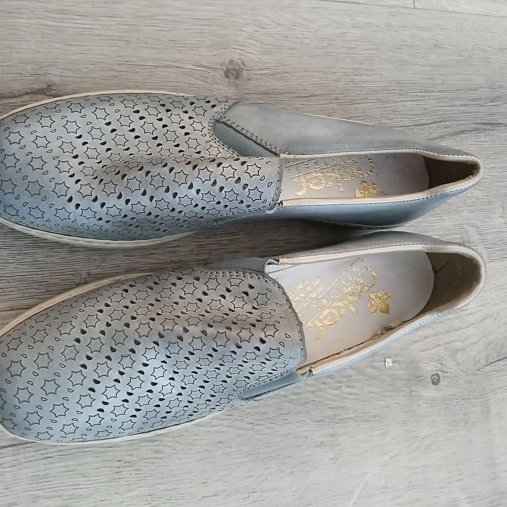 Rieker Star Patterned Gray Slip-Ons